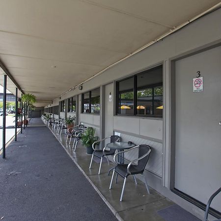 Tandara Hotel Motel Sarina Exterior photo