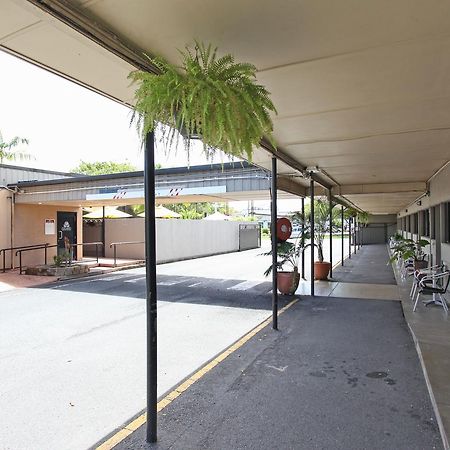 Tandara Hotel Motel Sarina Exterior photo