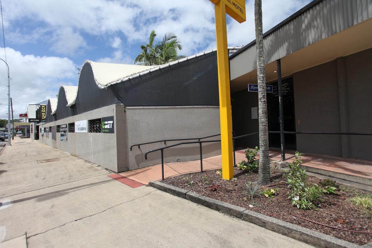 Tandara Hotel Motel Sarina Exterior photo