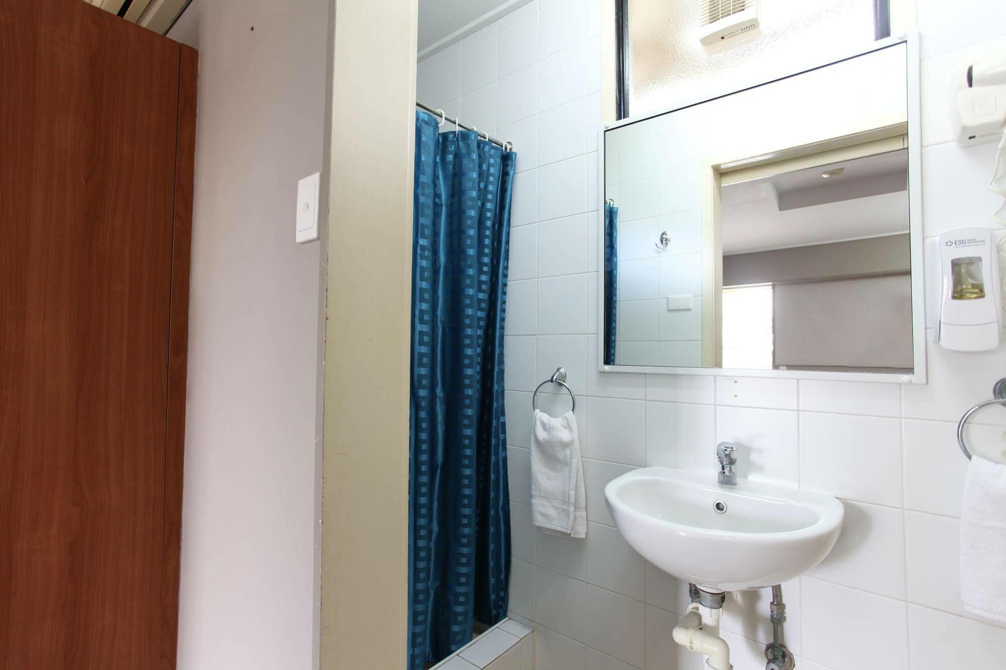Tandara Hotel Motel Sarina Exterior photo